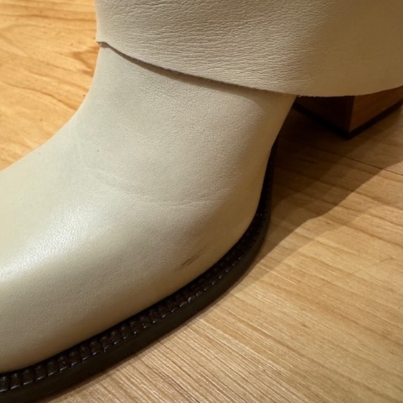 Knee-high leather fold over boots, size 37, cream - Picture 4 of 7